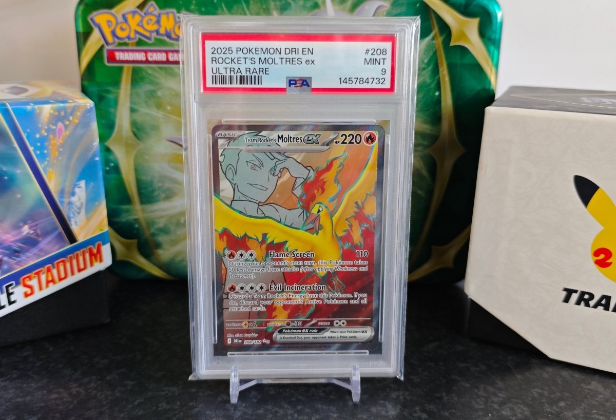 Team Rockets Moltres 208 (PSA9) - Destined Rivals - PokeBro's Zutphen
